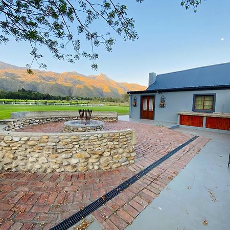 מלון ליידיסמית Oaksrest Vineyards Guest Farm מראה חיצוני תמונה