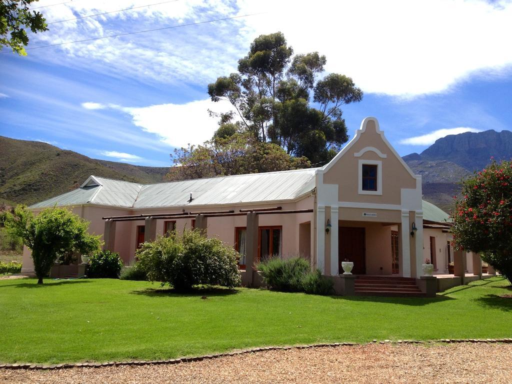 מלון ליידיסמית Oaksrest Vineyards Guest Farm מראה חיצוני תמונה